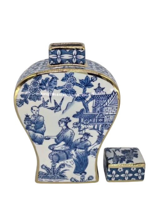 Blauw-witte porseleinen vaas met gouden accenten